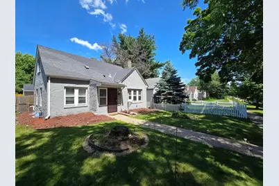 1803 Bush Avenue E, Saint Paul, MN 55119 - Photo 2