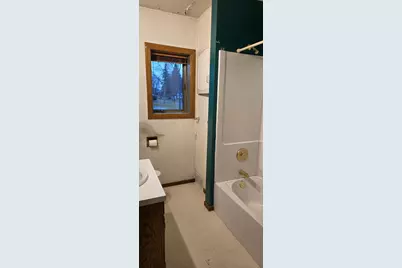 110 Riverview Boulevard, International Falls, MN 56649 - Photo 12