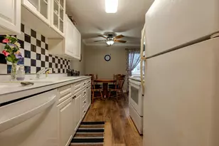 2402 N Flickertail Dr S, Fargo,  58103 - Photo 8