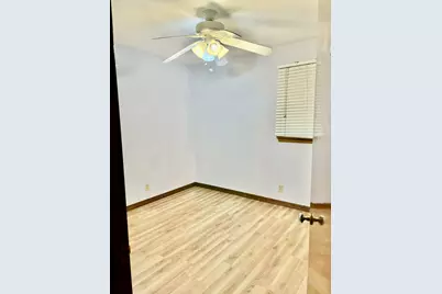 5942 Zenith Avenue N, Brooklyn Center, MN 55429 - Photo 6