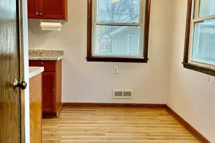 5942 Zenith Ave N, Brooklyn Center, MN 55429 - Photo 10