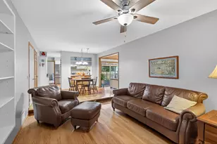 15716 Hayes Trail, Apple Valley, MN 55124 - Photo 8