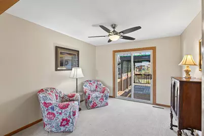 15716 Hayes Trail, Apple Valley, MN 55124 - Photo 16