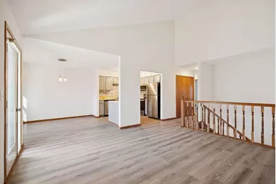 4143 Meadowlark Point, Eagan, MN 55122 - Photo 4