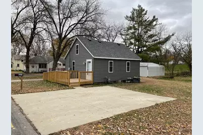 1207 15th Avenue SW, Austin, MN 55912 - Photo 2