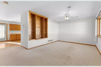 241 6th Street SW, Pine Island, MN 55963 - Photo 8