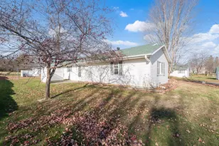 241 6th St SW, Pine Island, MN 55963 - Photo 26