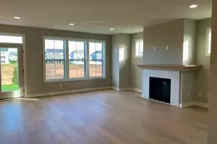 5131 Airlake Dr, Woodbury, MN 55129 - Photo 2