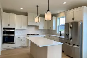 5131 Airlake Dr, Woodbury, MN 55129 - Photo 6