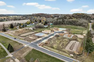 1043 Legend Ln, River Falls, WI 54022 - Photo 8