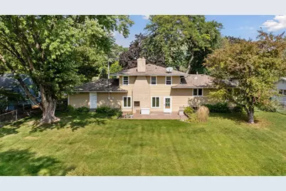 958 Woodlynn Avenue, Roseville, MN 55113 - Photo 2