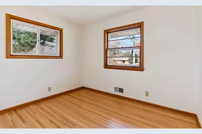 958 Woodlynn Avenue, Roseville, MN 55113 - Photo 36