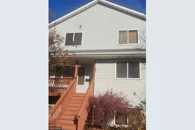 883 3rd Street E, Saint Paul, MN 55106 - Photo 2