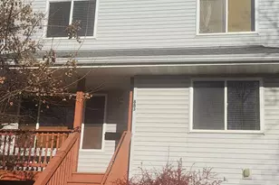 883 3rd St E, Saint Paul, MN 55106 - Photo 2