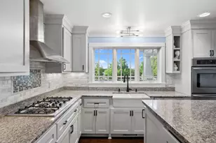 17209 Grays Bay Blvd, Wayzata, MN 55391 - Photo 12