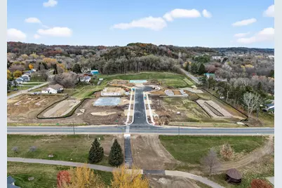 1093 Legend Lane, River Falls, WI 54022 - Photo 2