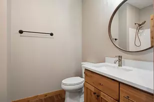 1093 Legend Ln, River Falls, WI 54022 - Photo 16