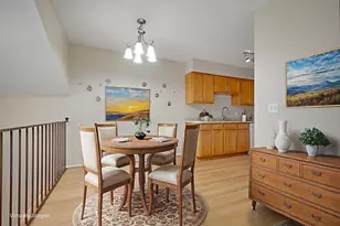 361 Elan Ct, Woodbury, MN 55125 - Photo 10