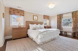 2125 Kenwood Pkwy, Minneapolis, MN 55405 - Photo 20