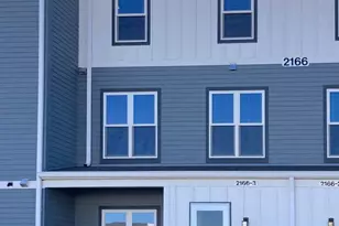 2166 Cottage Ave E, Saint Paul, MN 55119 - Photo 2