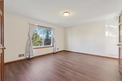 7516 Ojibway Park Road, Woodbury, MN 55125 - Photo 6