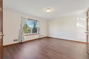 7516 Ojibway Park Rd, Woodbury, MN 55125 - Photo 6