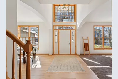 7483 Moccasin Trail, Chanhassen, MN 55317 - Photo 2