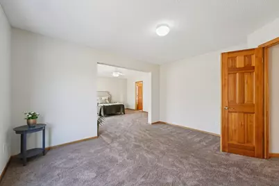 7483 Moccasin Trail, Chanhassen, MN 55317 - Photo 16