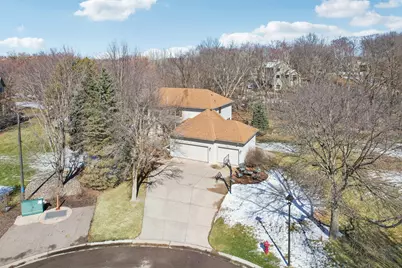 7483 Moccasin Trail, Chanhassen, MN 55317 - Photo 1