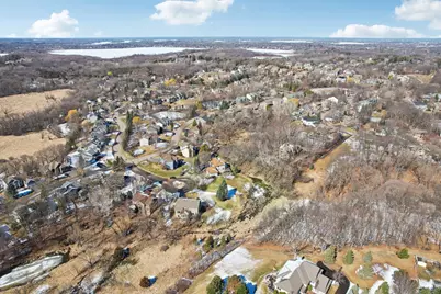 7483 Moccasin Trail, Chanhassen, MN 55317 - Photo 46