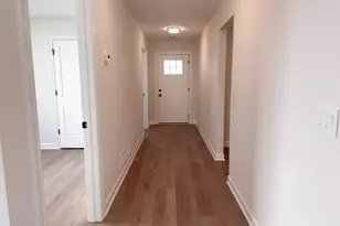 617 Field Point St, Roberts, WI 54023 - Photo 8