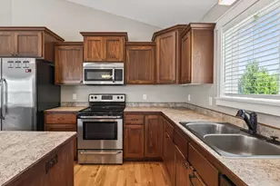 20491 Goodvine Trail N, Forest Lake, MN 55025 - Photo 8