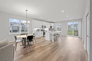 13434 Territorial Cir N, Maple Grove, MN 55369 - Photo 18