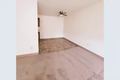 528 N Grant Street #206, Blue Earth, MN 56013 - Photo 4