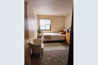 528 N Grant Street #206, Blue Earth, MN 56013 - Photo 8