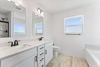 10840 Hemingway Avenue S, Cottage Grove, MN 55016 - Photo 10