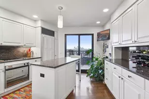 2950 Dean Pkwy, Minneapolis, MN 55416 - Photo 18