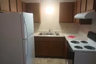 200 10th Ave SE, Fairfax, MN 55332 - Photo 2