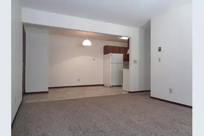 200 10th Avenue SE #C1, Fairfax, MN 55332 - Photo 4