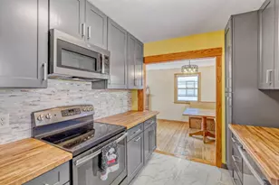 1406 Schletti St, Saint Paul, MN 55117 - Photo 8