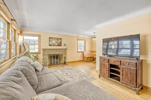 1406 Schletti St, Saint Paul, MN 55117 - Photo 2