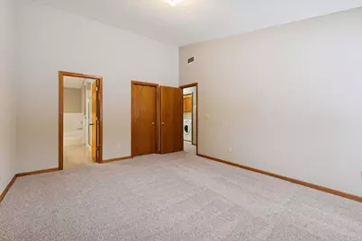 805 Southcross Drive E, Burnsville, MN 55306 - Photo 12