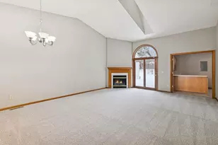 805 Southcross Dr E, Burnsville, MN 55306 - Photo 6