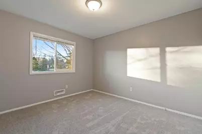 1076 Sibley Street S, Shakopee, MN 55379 - Photo 4