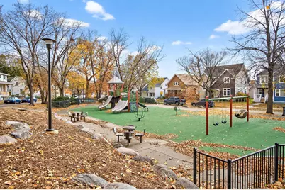 2046 James Avenue N, Minneapolis, MN 55411 - Photo 24