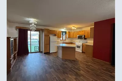 311 Kendall Avenue S, Thief River Falls, MN 56701 - Photo 14