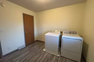 311 Kendall Ave S, Thief River Falls, MN 56701 - Photo 22