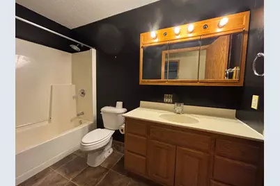 311 Kendall Avenue S, Thief River Falls, MN 56701 - Photo 20