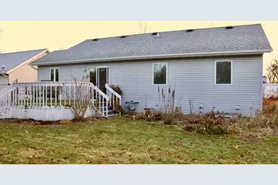 311 Kendall Avenue S, Thief River Falls, MN 56701 - Photo 2