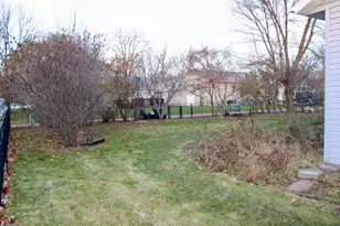 311 Kendall Ave S, Thief River Falls, MN 56701 - Photo 4